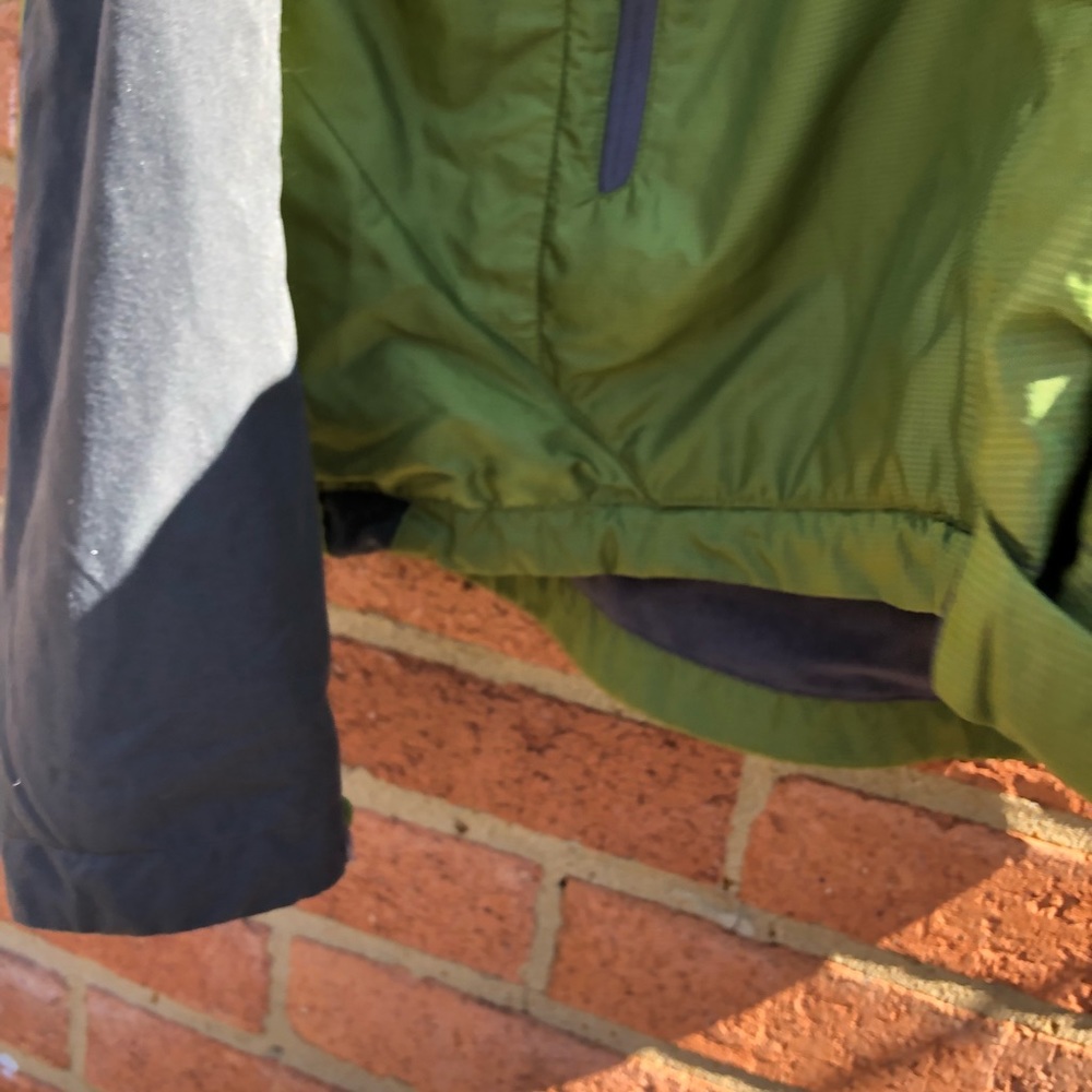 Outdoor Research lined jacket. Size medium. - Picture 6 of 15